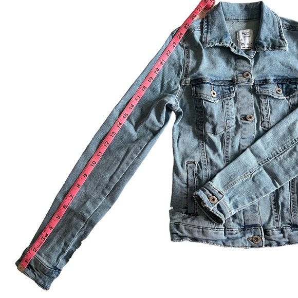 Jean denim jacket with 4 pockets - Picture 8 of 11